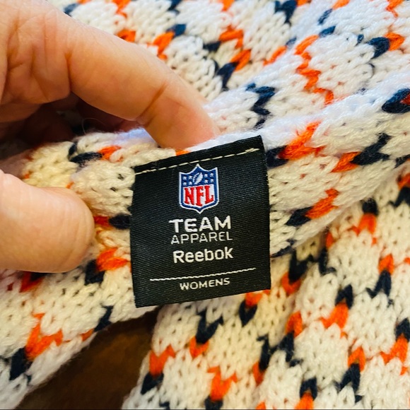 NFL The Bears Woven Tassel Scarf - Picture 5 of 8